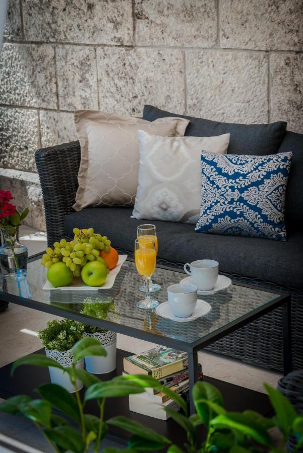 Superior Stunning Apartment Gravosa With A Free Parking دوبروفينك المظهر الخارجي الصورة