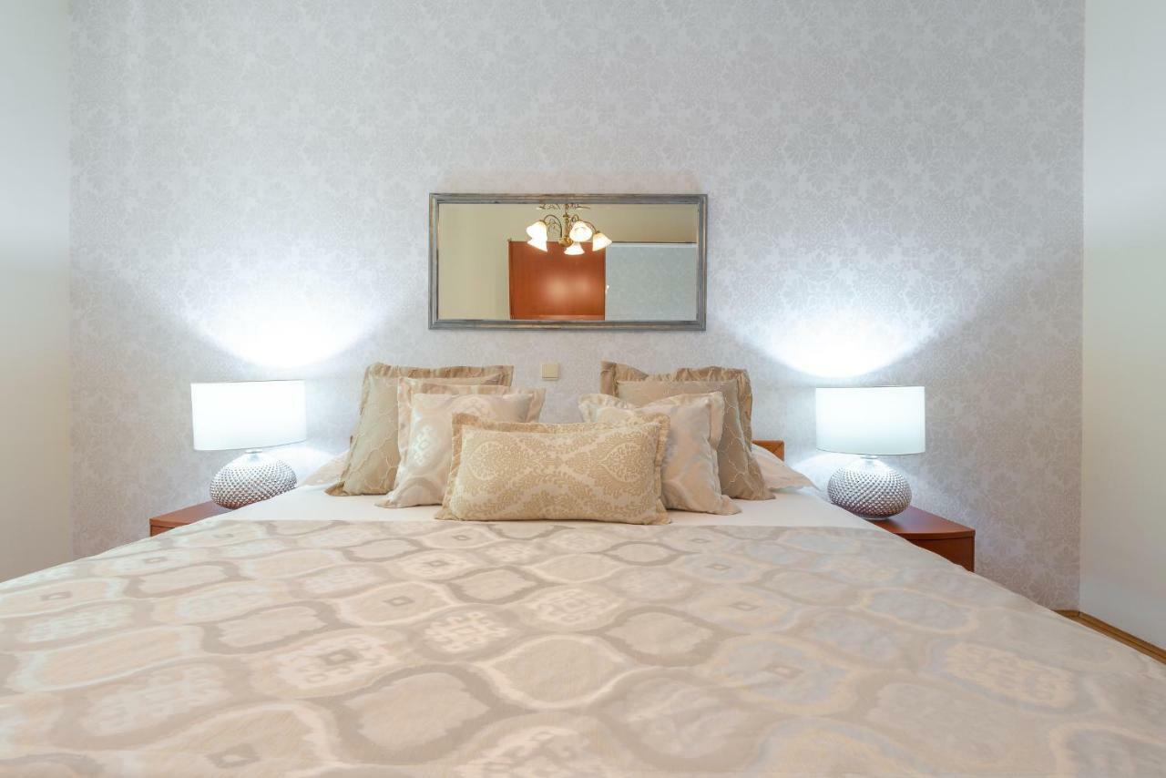 Superior Stunning Apartment Gravosa With A Free Parking دوبروفينك المظهر الخارجي الصورة